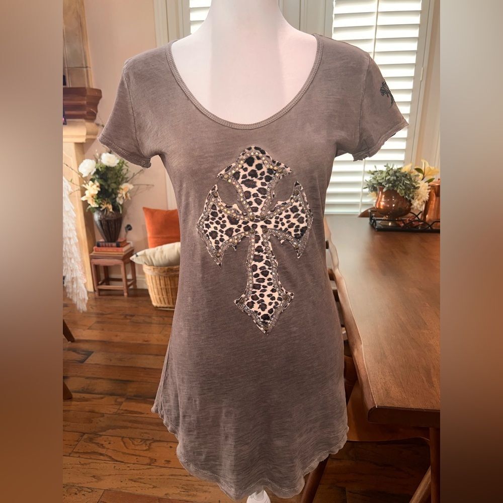 Velvet Stone patched Cheetah Madonna Cross Shirt Short Sleeve Sz M Grunge Goth